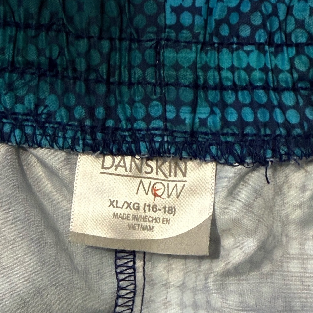 Danskin Now Blue and Green Printed Women's Shorts with side stripes XL - Picture 5 of 7